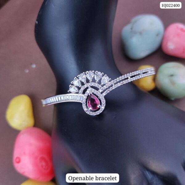 Royal Bloom Ruby Bracelet – HJ022400