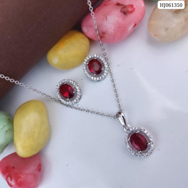 Crimson Elegance Pendant Set – HJ061350